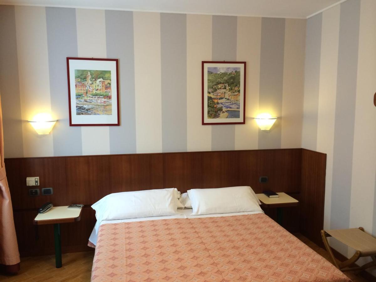 Regina Elena Dependance Hotel ซานตา มาร์เกอริตา ลีกูเร ภายนอก รูปภาพ