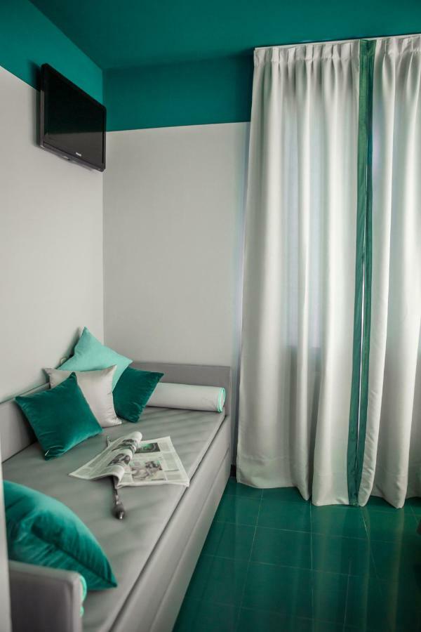 Regina Elena Dependance Hotel ซานตา มาร์เกอริตา ลีกูเร ภายนอก รูปภาพ